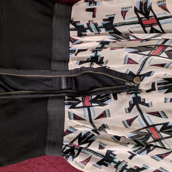 Hi- Low dress - Picture 3 of 3